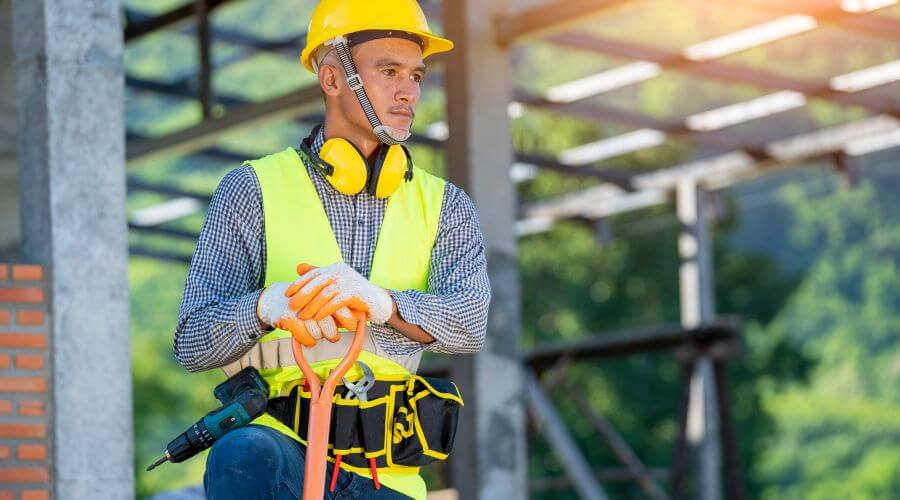 Expert Emergency Roof Repairs services in Pekin, IN